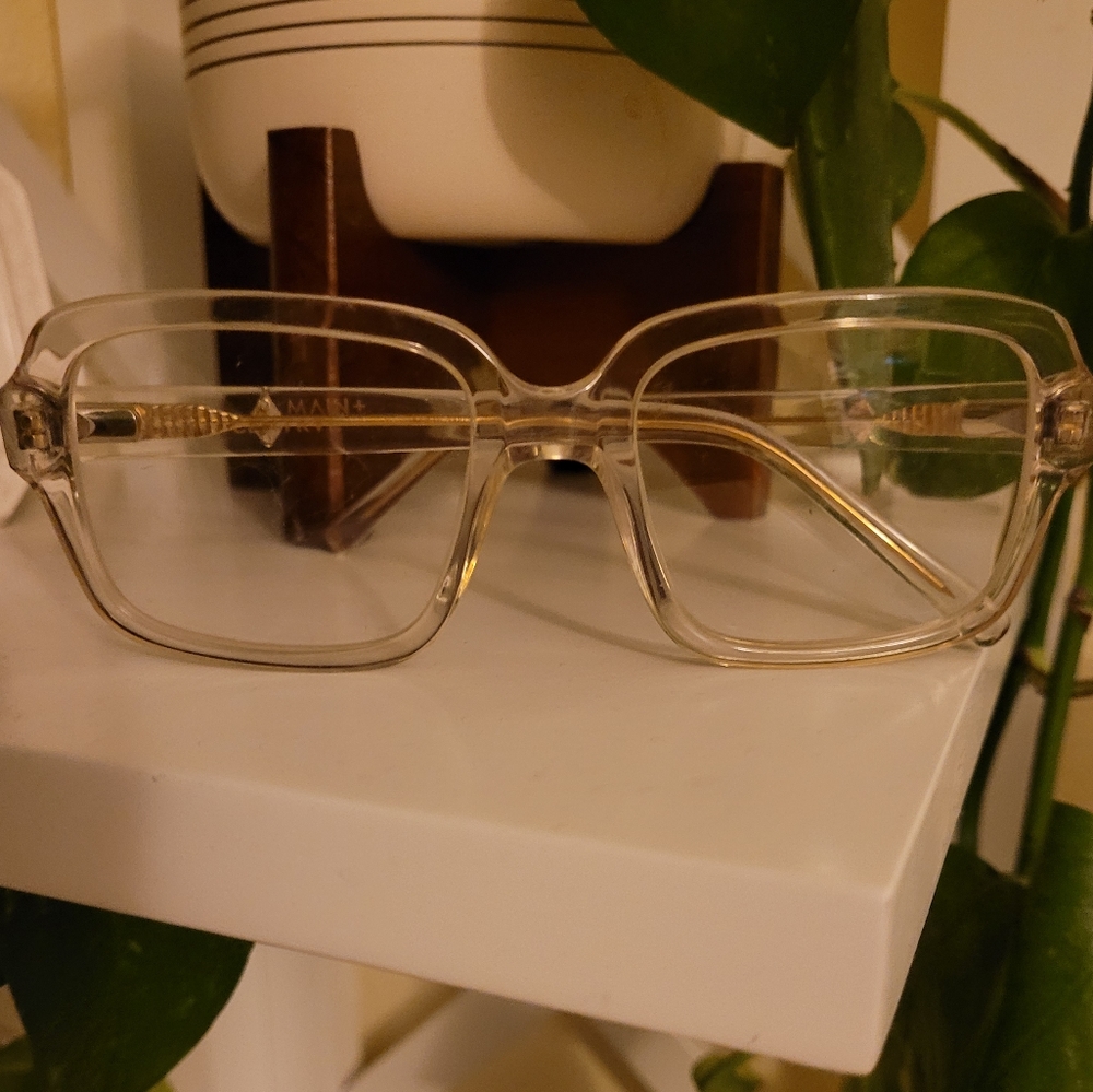 Main and central Denver 51 frames with prescription lenses